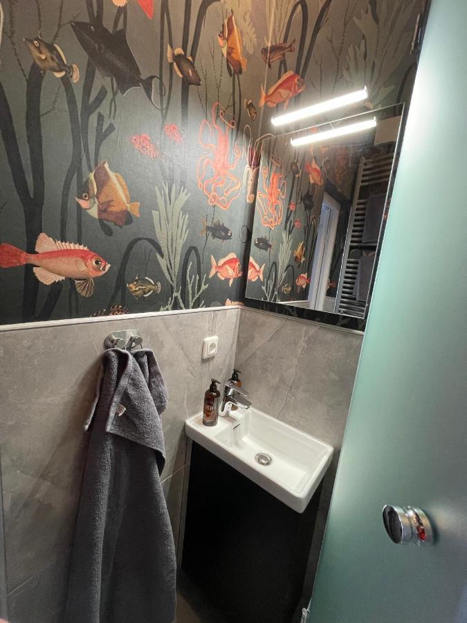 Altbaucharme Deluxe Mit Balkon In Zentraler Lage * Kiel