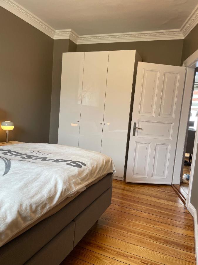 Altbaucharme Deluxe Mit Balkon In Zentraler Lage * Kiel